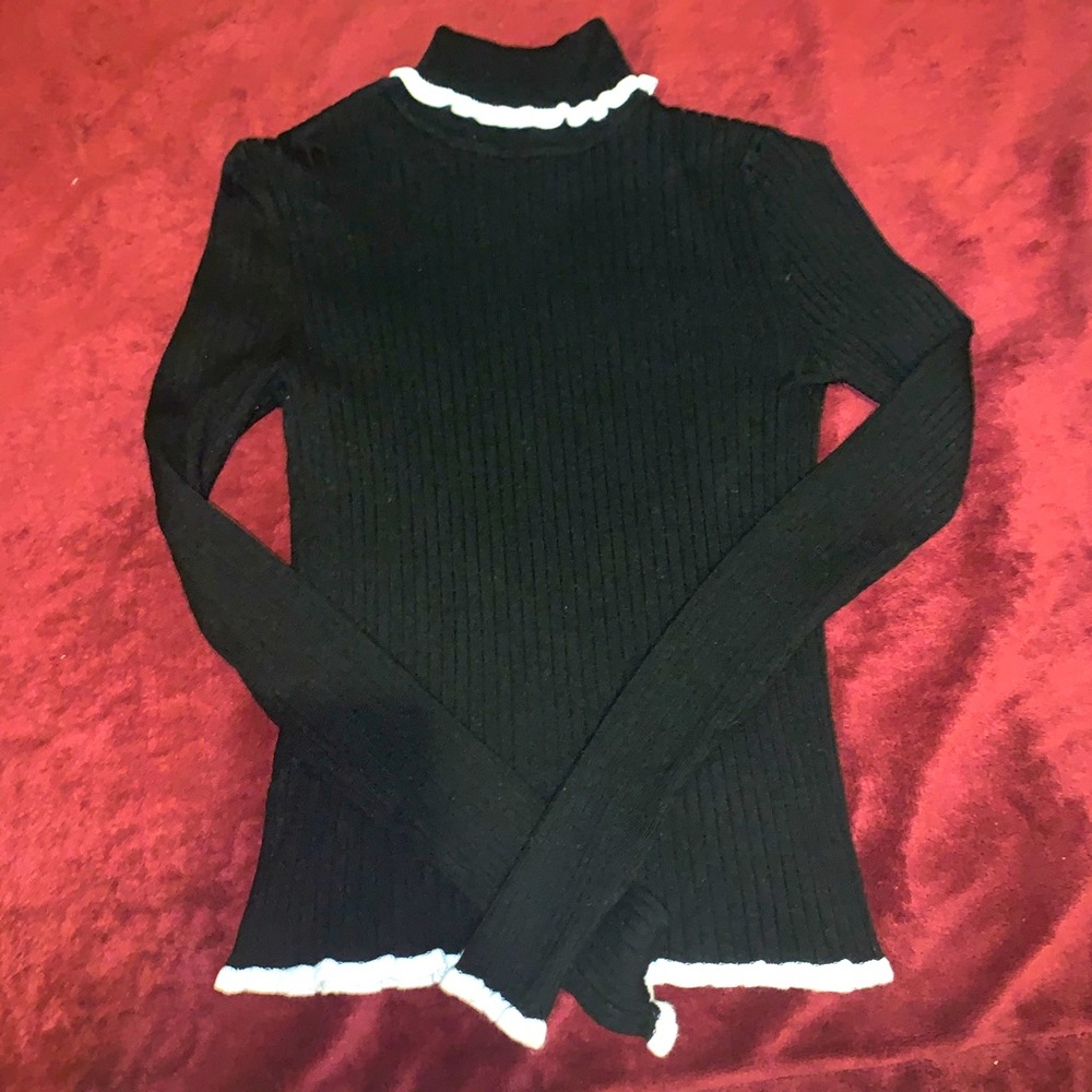 Long sleeve ribbed turtleneck sweater